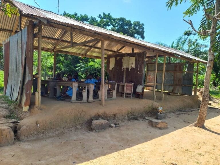 The current unsheltered school building in Ghana