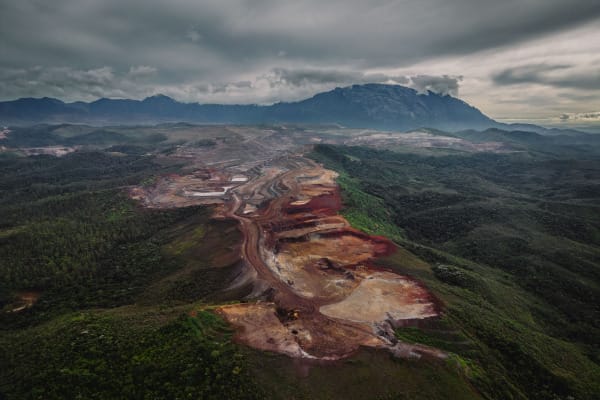 Mariana dam disaster landscape